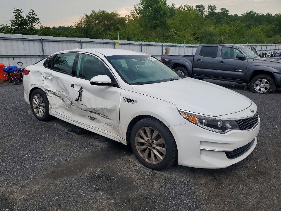 2016 Kia Optima მანქანა იყიდება აუქციონზე, vin: 5XXGU4L39GG078009, აუქციონის ნომერი: 67153716