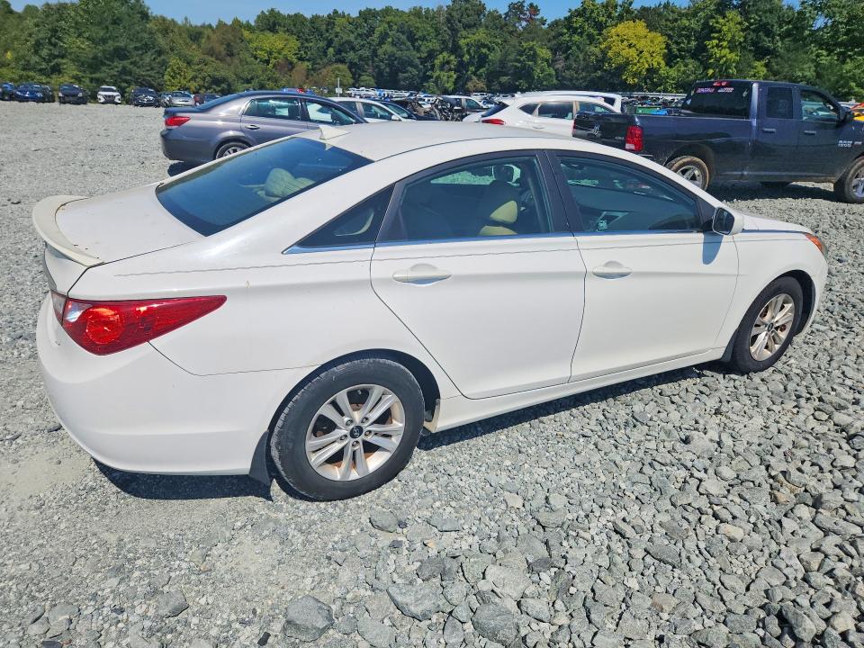 69377846 :رقم المزاد ، 5NPEB4AC9DH801129 vin ، 2013 Hyundai Sonata مزاد بيع