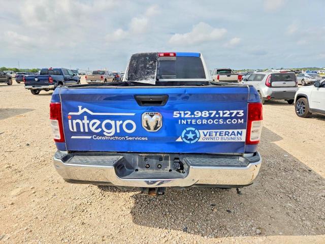70420806 :رقم المزاد ، 3C6UR5HJ3KG700148 vin ، 2019 Ram 2500 مزاد بيع
