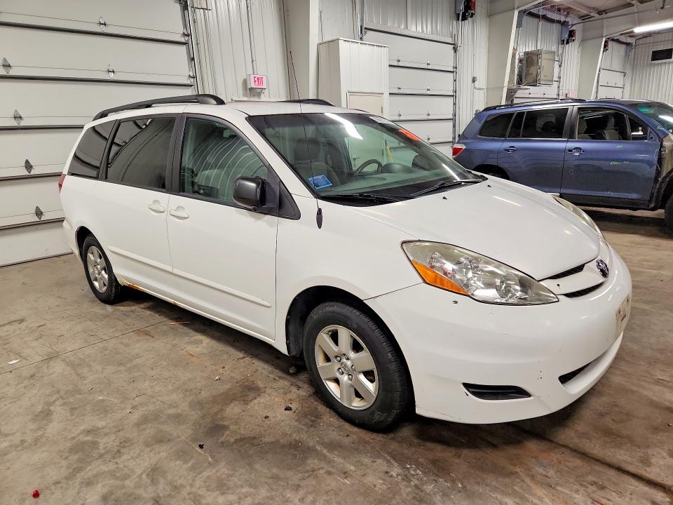 Продаж на аукціоні авто 2007 Toyota Sienna, vin: 5TDZK23C37S034217, номер лоту: 69891396