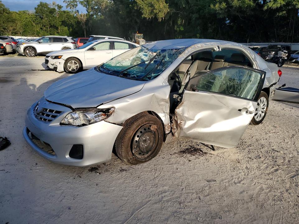 Aukcja sprzedaży 2013 Toyota Corolla, vin: 2T1BU4EE2DC977063, numer aukcji: 69152506