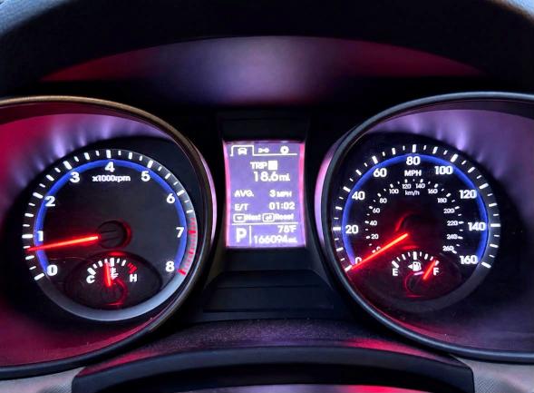 Продажа на аукционе авто 2016 Hyundai Santa Fe Sport, vin: 5XYZUDLB5GG377024, номер лота: 68618496