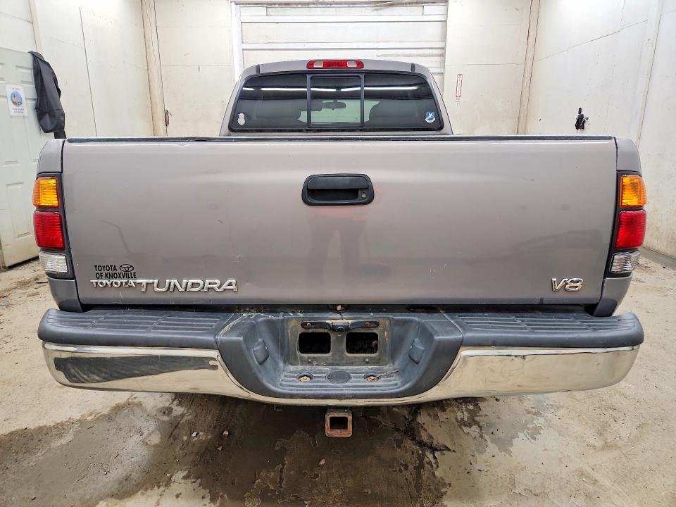 69872006 :رقم المزاد ، 5TBRT3818YS055519 vin ، 2000 Toyota Tundra مزاد بيع