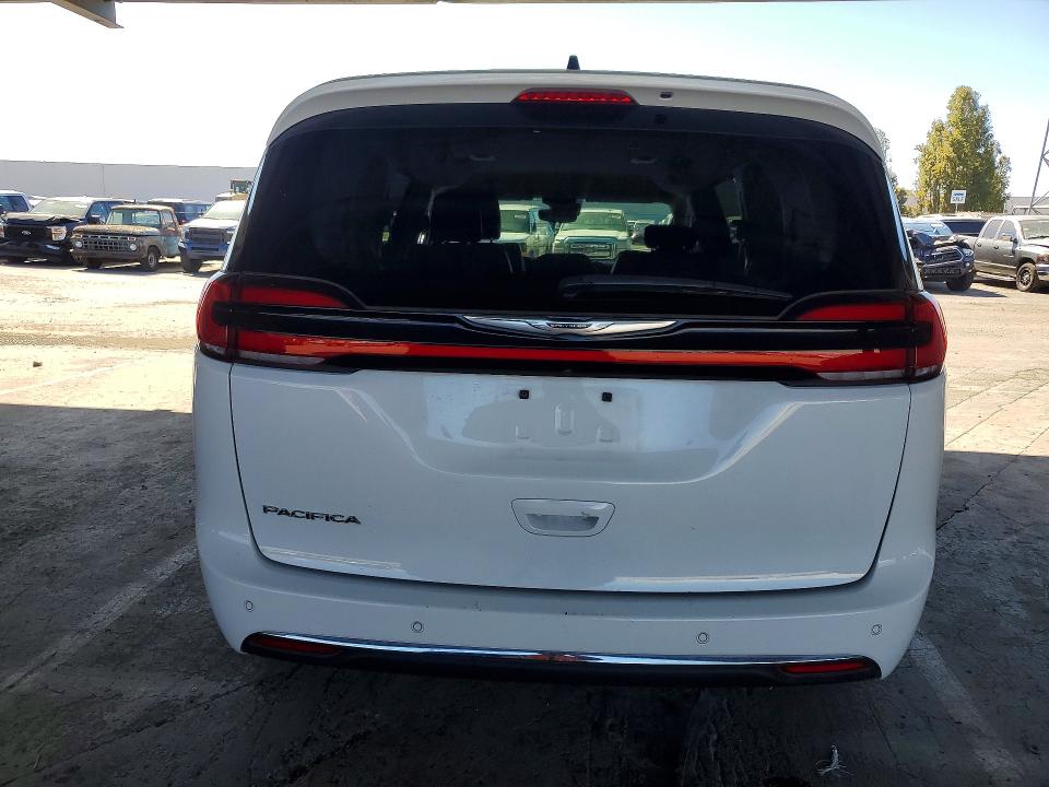 Продаж на аукціоні авто 2024 Chrysler Pacifica, vin: 2C4RC1BG2RR106449, номер лоту: 70375976
