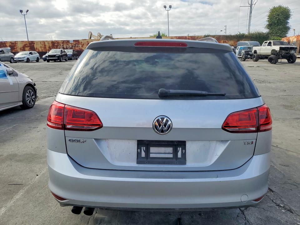 69726796 :رقم المزاد ، 3VWC17AU7GM516199 vin ، 2016 Volkswagen Golf Sportwagen مزاد بيع