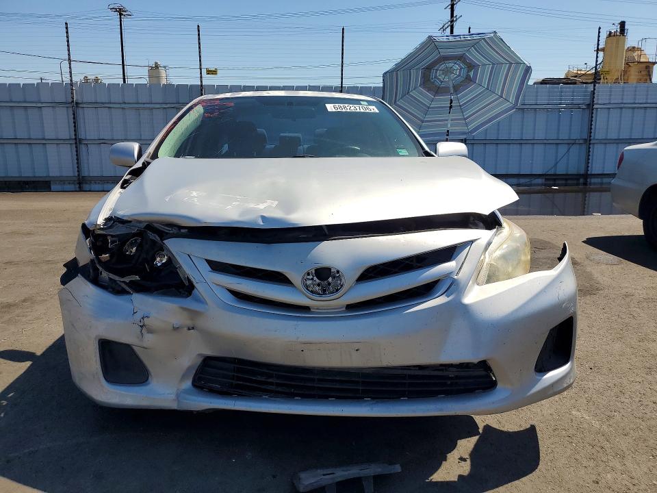 68823706 :رقم المزاد ، JTDBU4EE6B9141713 vin ، 2011 Toyota Corolla مزاد بيع