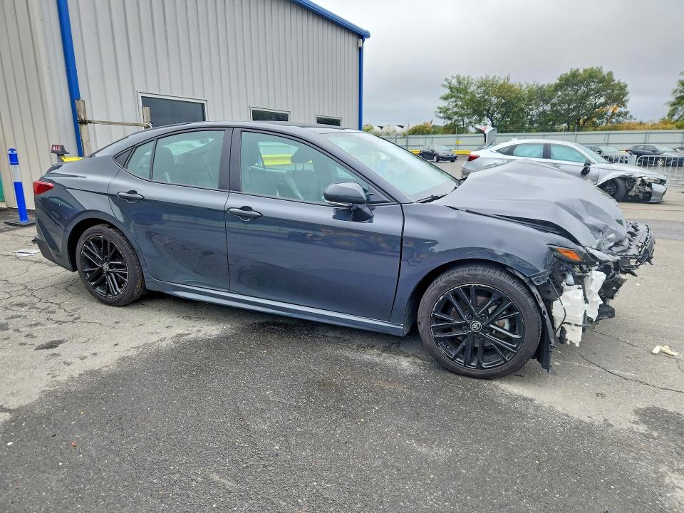 Продаж на аукціоні авто 2025 Toyota Camry, vin: 4T1DAACK2SU076876, номер лоту: 70817156