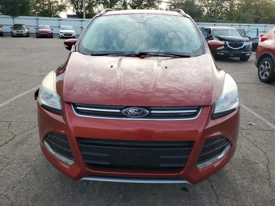 Продаж на аукціоні авто 2015 Ford Escape, vin: 1FMCU9J99FUC11570, номер лоту: 70943586