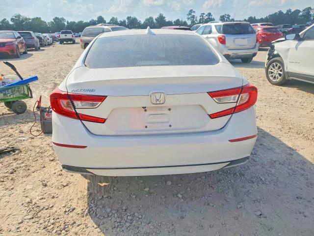 Aukcja sprzedaży 2018 Honda Accord, vin: 1HGCV1F59JA188571, numer aukcji: 69694246