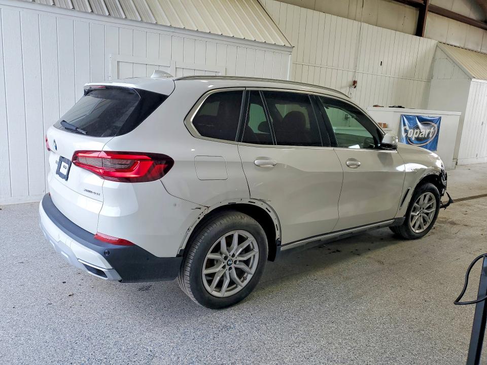 2021 Bmw X5 მანქანა იყიდება აუქციონზე, vin: 5UXCR6C02M9F44004, აუქციონის ნომერი: 41843745