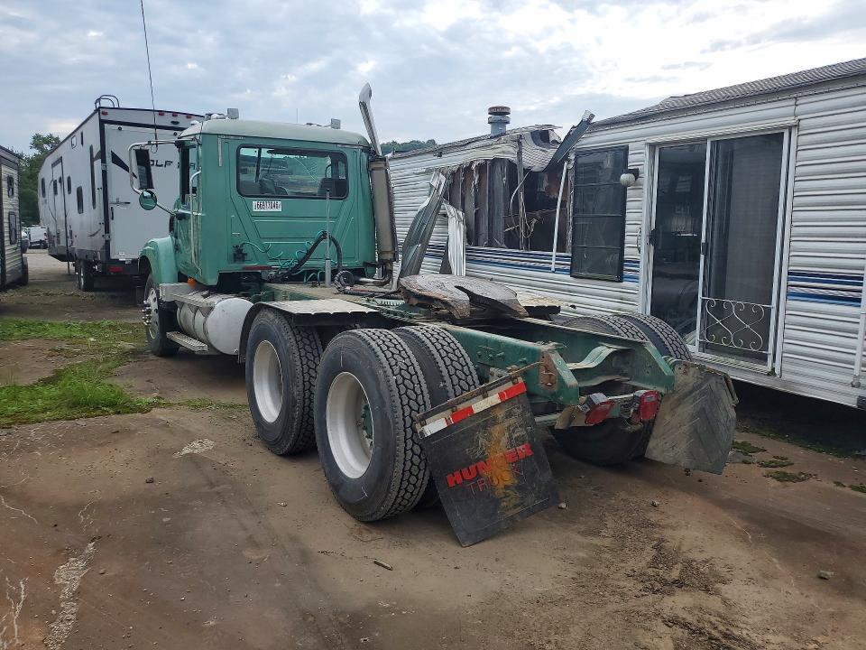 66977046 :رقم المزاد ، 1M2AG10Y54M013932 vin ، 2004 Mack 700 مزاد بيع