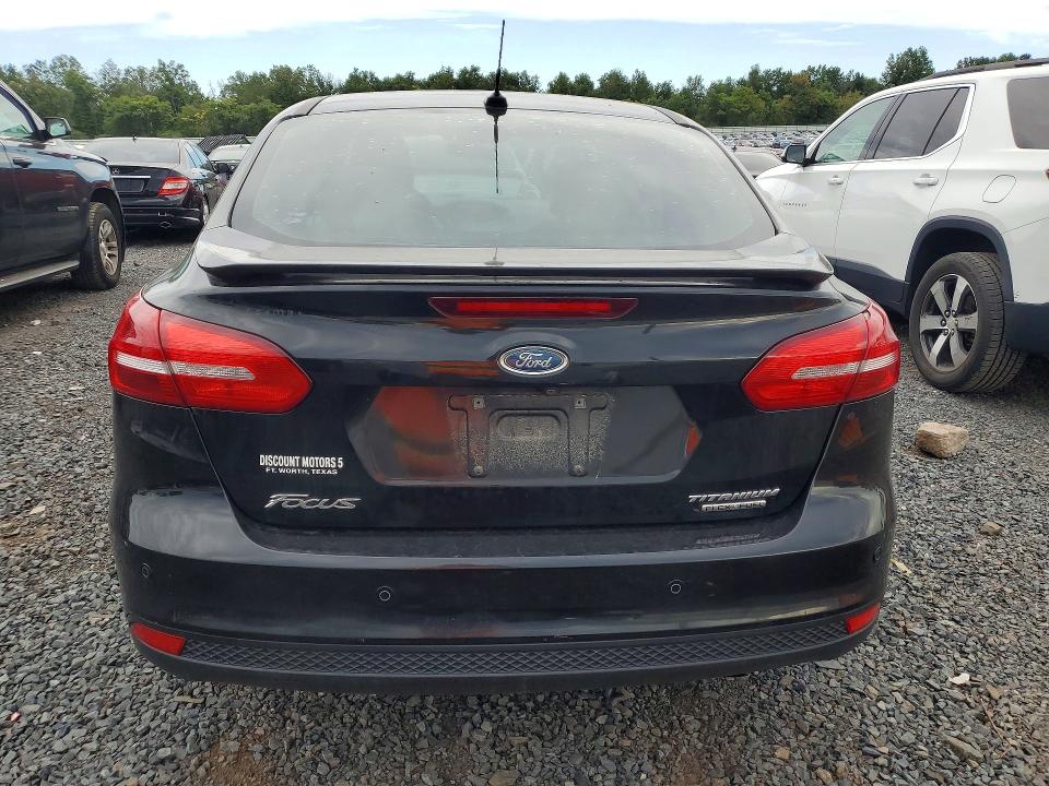 Продажа на аукционе авто 2015 Ford Focus, vin: 1FADP3J25FL340529, номер лота: 68671986