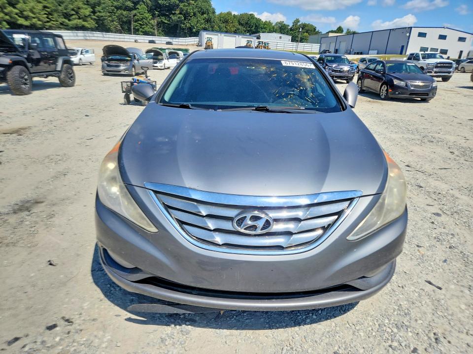 67912856 :رقم المزاد ، 5NPEC4AC1CH399361 vin ، 2012 Hyundai Sonata مزاد بيع