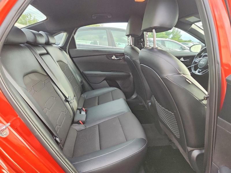 2022 Kia Forte მანქანა იყიდება აუქციონზე, vin: 3KPF54AD5NE492060, აუქციონის ნომერი: 71080596