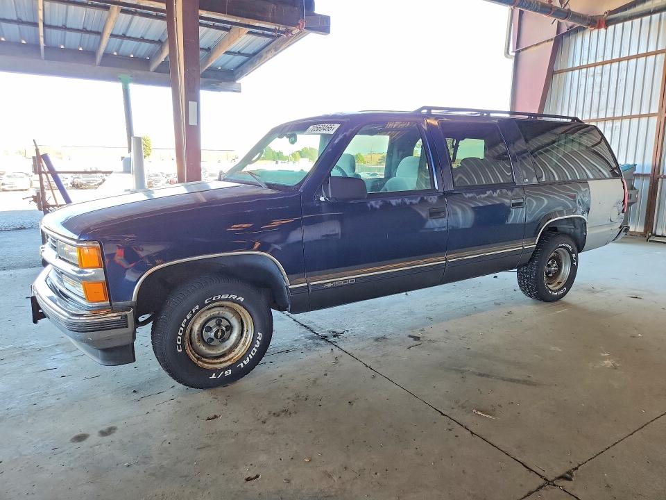Продажа на аукционе авто 1999 Chevrolet Suburban, vin: 1GNEC16R7XJ434775, номер лота: 70560466