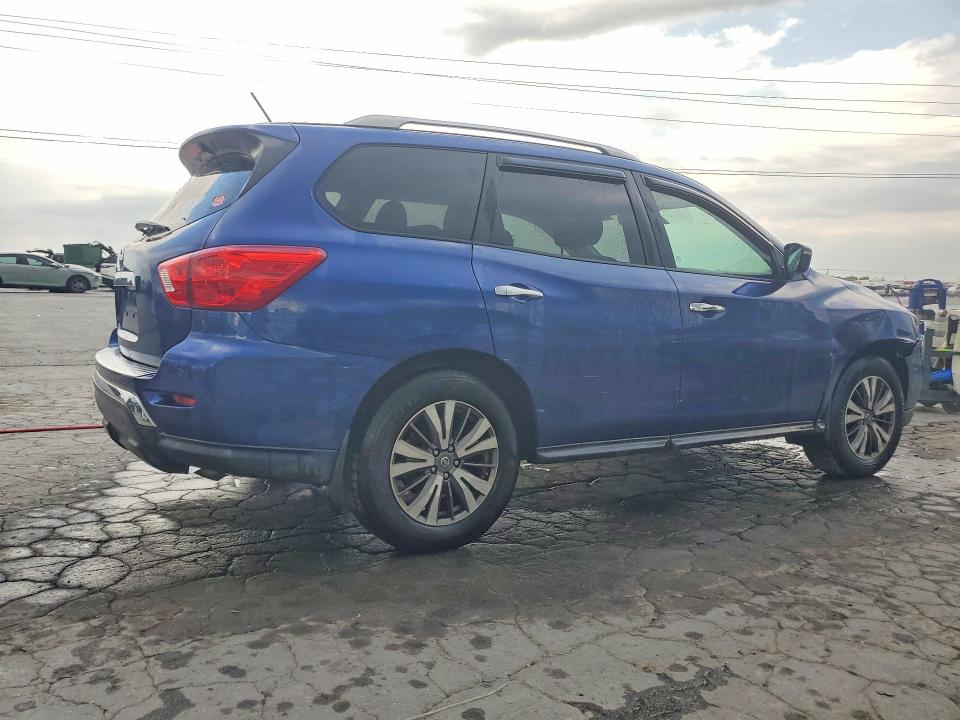 2017 Nissan Pathfinder მანქანა იყიდება აუქციონზე, vin: 5N1DR2MN6HC637098, აუქციონის ნომერი: 68191726