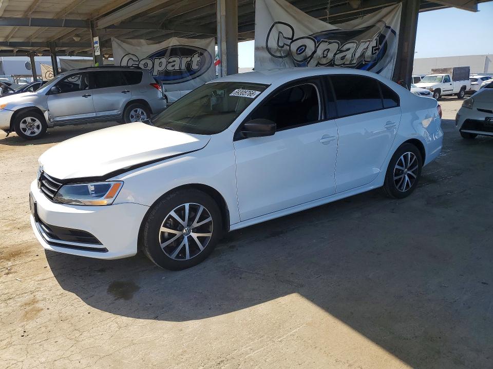 69305766 :رقم المزاد ، 3VWD67AJ1GM332033 vin ، 2016 Volkswagen Jetta مزاد بيع