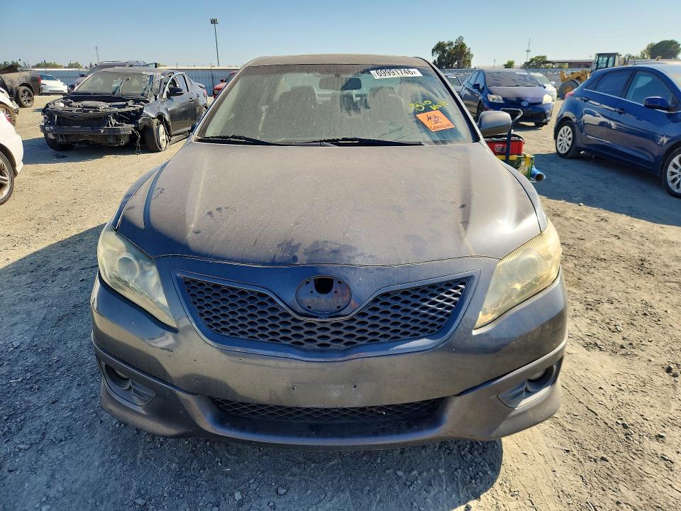 2011 Toyota Camry მანქანა იყიდება აუქციონზე, vin: 4T1BF3EK6BU640546, აუქციონის ნომერი: 69991746