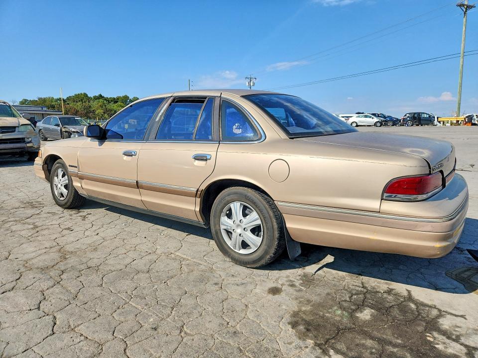 67935496 :رقم المزاد ، 2FACP73WXPX176976 vin ، 1993 Ford Crown Victoria مزاد بيع