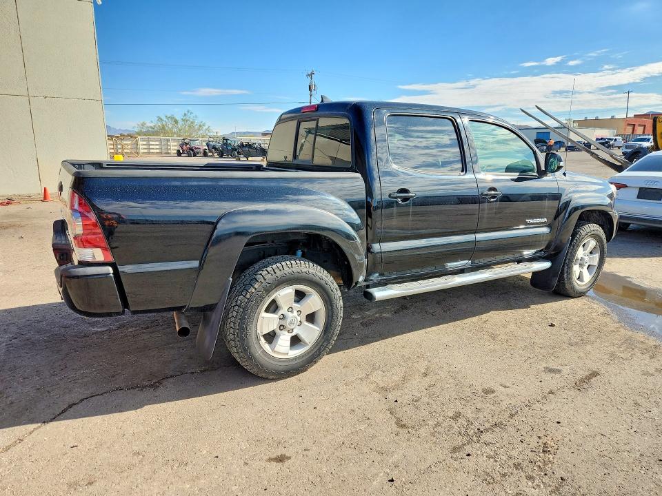 Продаж на аукціоні авто 2015 Toyota Tacoma, vin: 5TFJU4GN1FX082788, номер лоту: 68998446