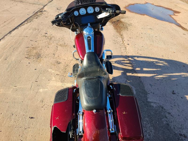 69109036 :رقم المزاد ، 1HD1KBM1XFB690574 vin ، 2015 Harley-davidson Flhx مزاد بيع
