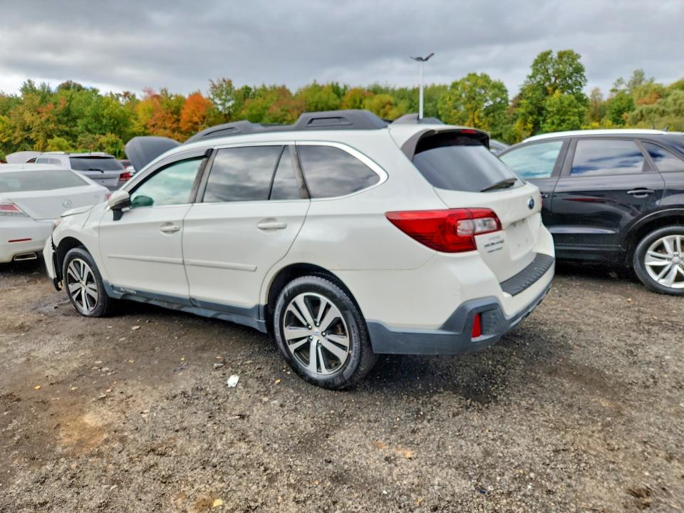 70891476 :رقم المزاد ، 4S4BSENC6J3344270 vin ، 2018 Subaru Outback مزاد بيع