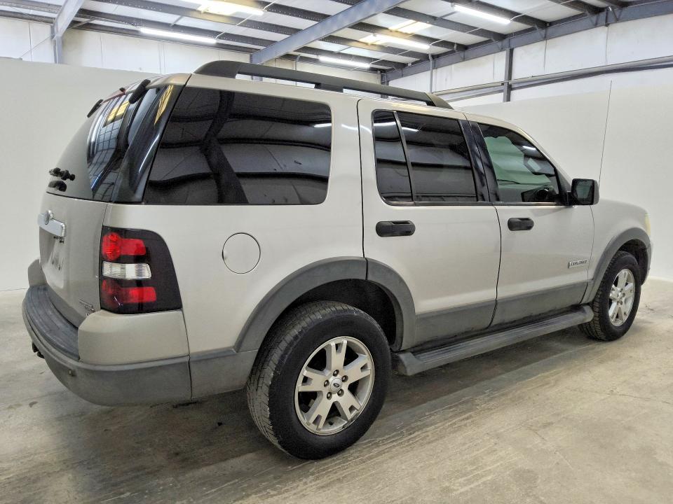 Продажа на аукционе авто 2006 Ford Explorer, vin: 1FMEU63826UB23715, номер лота: 67016186