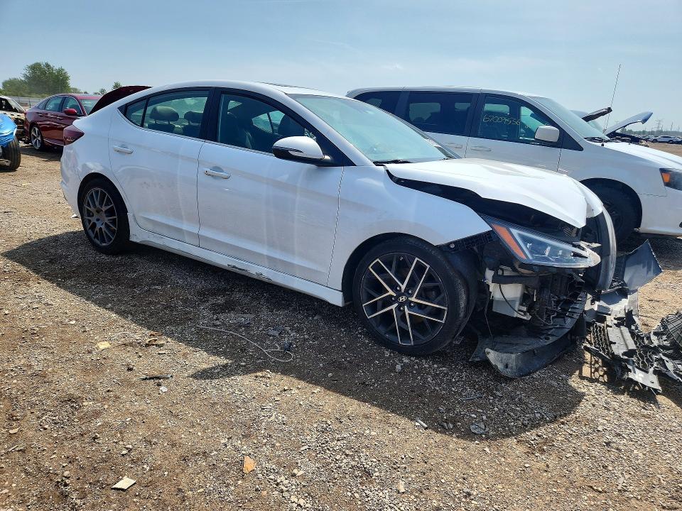 2019 Hyundai Elantra მანქანა იყიდება აუქციონზე, vin: KMHD04LB9KU828996, აუქციონის ნომერი: 67170506
