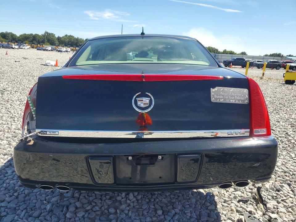 70301376 :رقم المزاد ، 1G6KD57Y18U160966 vin ، 2008 Cadillac Dts مزاد بيع