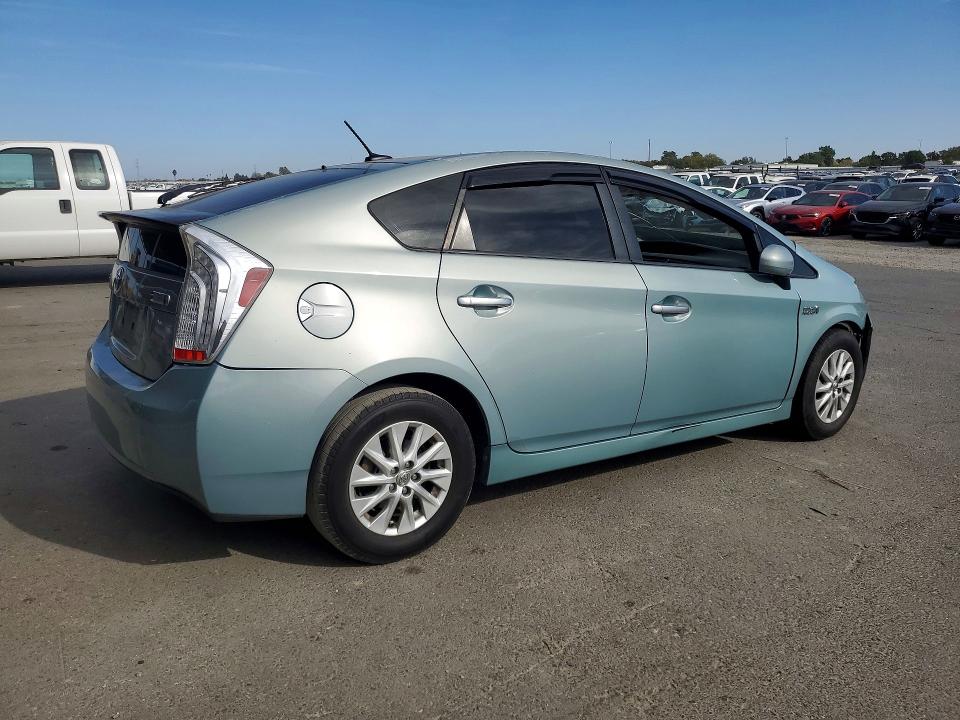 69053706 :رقم المزاد ، JTDKN3DP3C3029160 vin ، 2012 Toyota Prius Plug-in Hybrid مزاد بيع