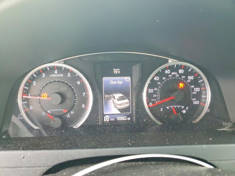 68200276 :رقم المزاد ، 4T1BF1FK1FU023886 vin ، 2015 Toyota Camry مزاد بيع