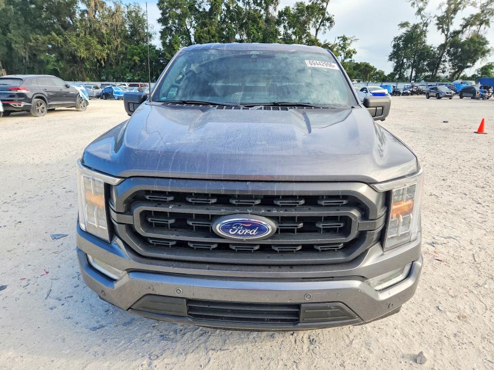 69442996 :رقم المزاد ، 1FTEW1C51NFA61315 vin ، 2022 Ford F150 مزاد بيع