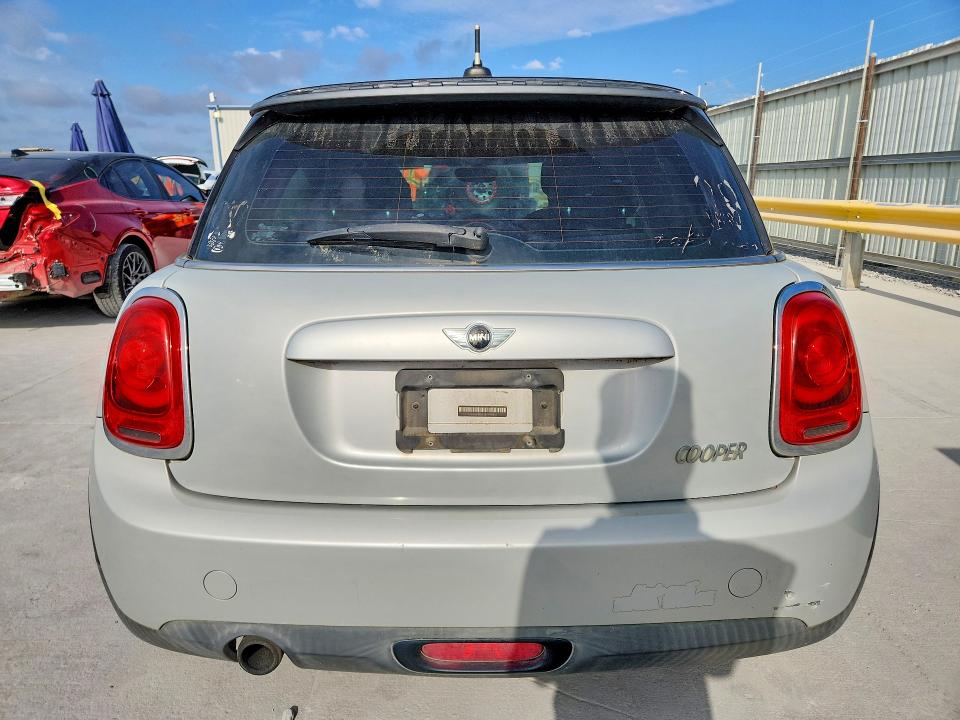 66952446 :رقم المزاد ، WMWXM5C58ET933011 vin ، 2014 Mini Cooper مزاد بيع