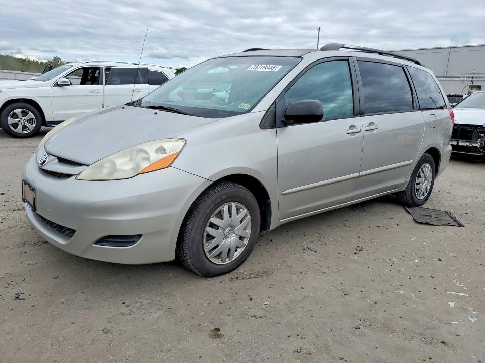 2007 Toyota Sienna მანქანა იყიდება აუქციონზე, vin: 5TDZK23C87S030275, აუქციონის ნომერი: 70419346