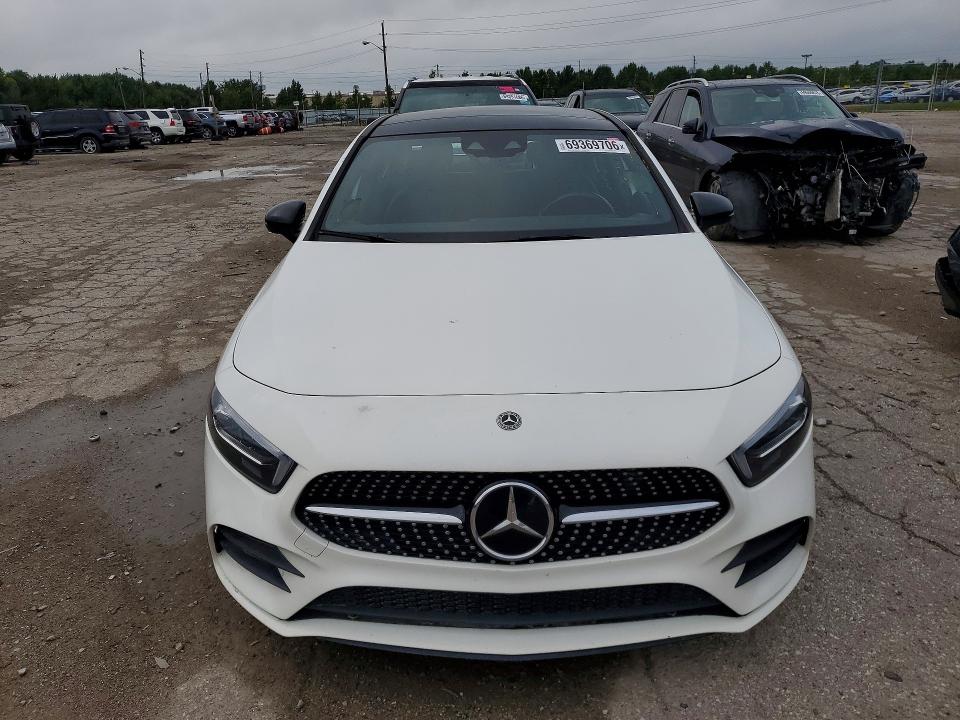 2019 Mercedes-benz A მანქანა იყიდება აუქციონზე, vin: WDD3G4FB3KW005756, აუქციონის ნომერი: 69369706