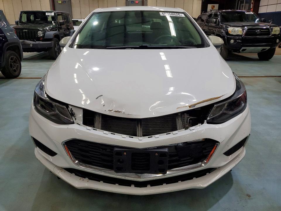 Auction sale of the 2018 Chevrolet Cruze, vin: 1G1BE5SM5J7176082, lot number: 69358626