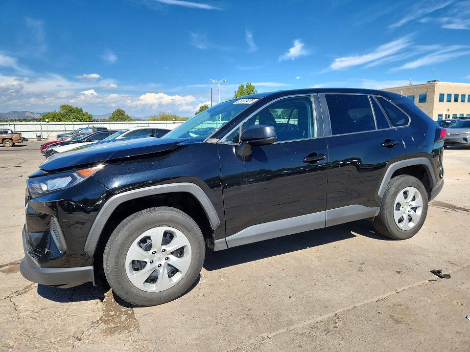 Продажа на аукционе авто 2022 Toyota Rav4, vin: 2T3F1RFV0NW281735, номер лота: 68102496