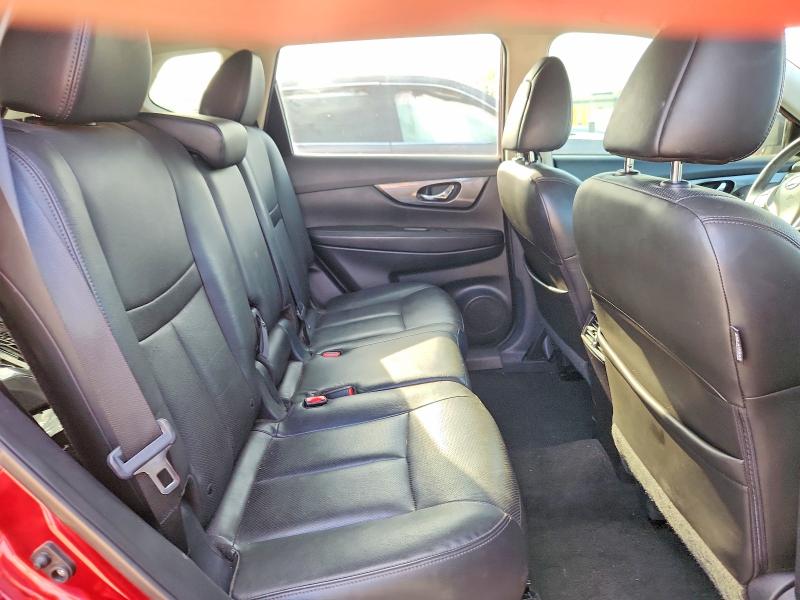 Продажа на аукционе авто 2015 Nissan Rogue, vin: 5N1AT2MT7FC781095, номер лота: 68131176