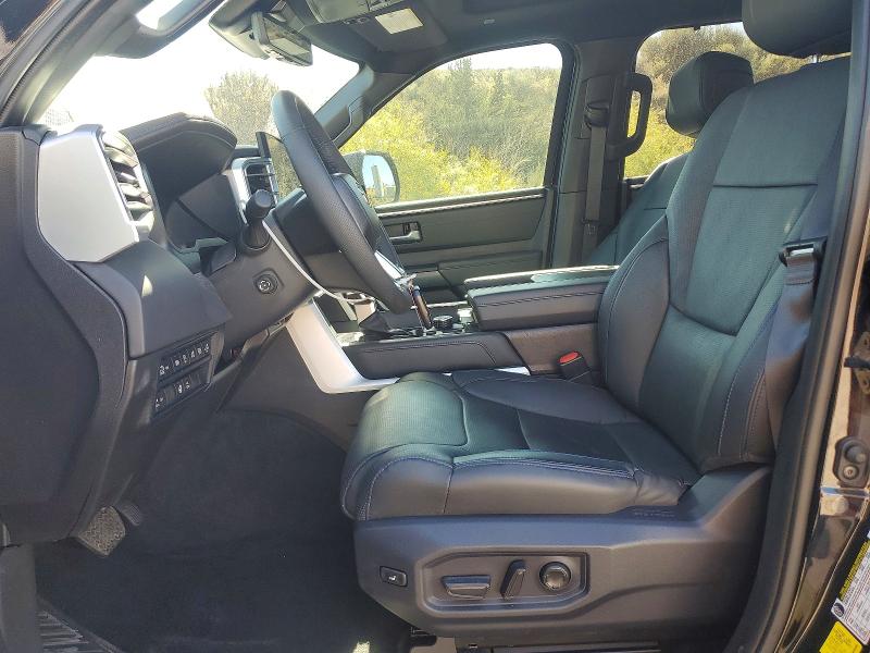 68216016 :رقم المزاد ، 5TFNA5DB6SX290945 vin ، 2025 Toyota Tundra مزاد بيع