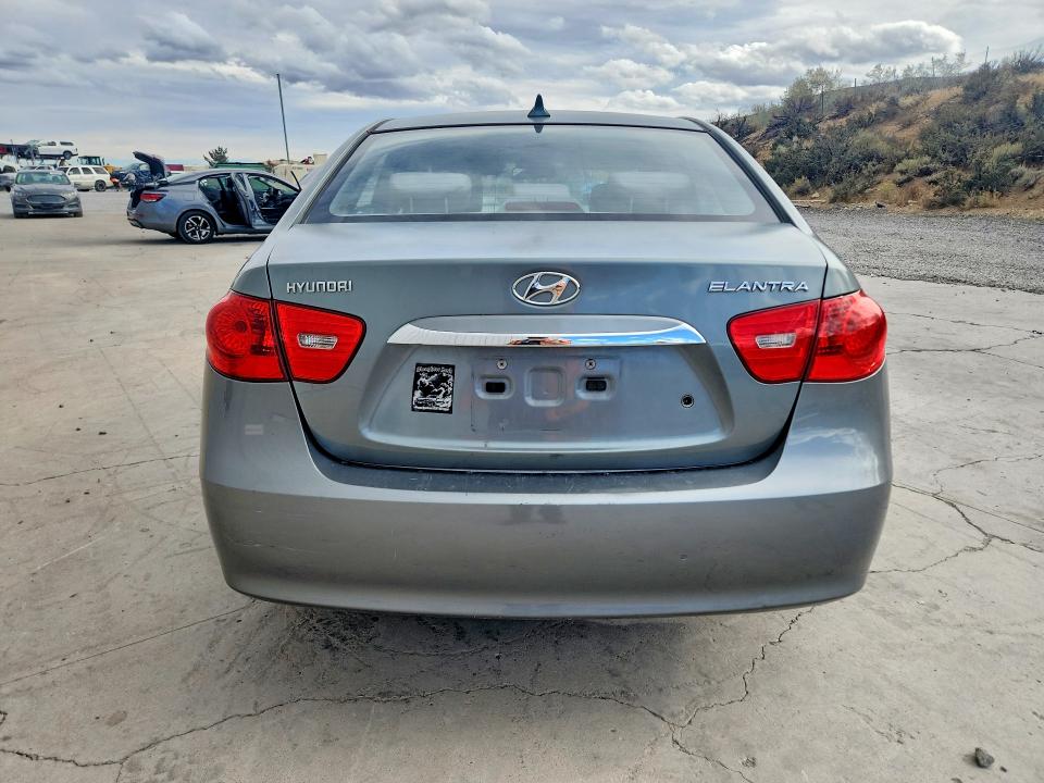 70540586 :رقم المزاد ، KMHDU4AD9AU022258 vin ، 2010 Hyundai Elantra مزاد بيع