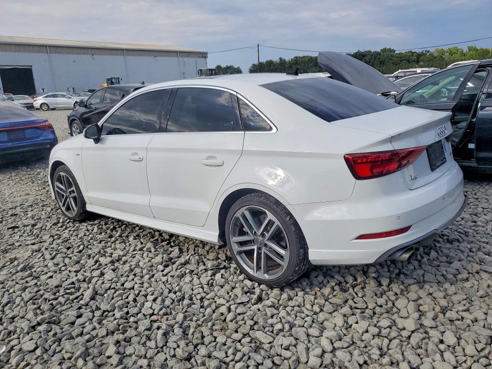Продажа на аукционе авто 2019 Audi A3, vin: WAUJEGFF0KA076483, номер лота: 68216916