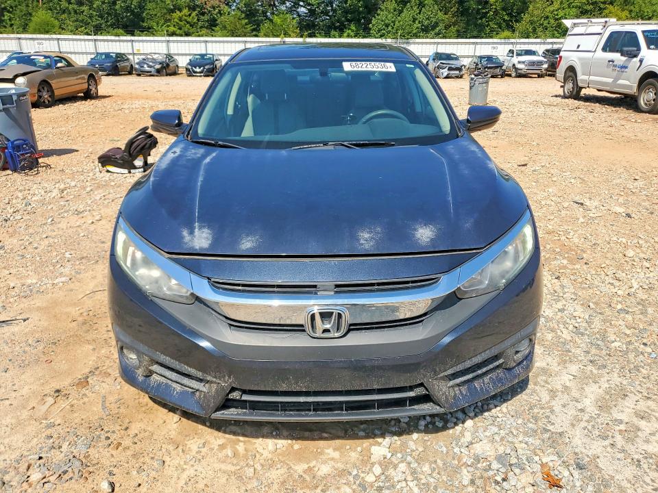 Aukcja sprzedaży 2017 Honda Civic, vin: 2HGFC1F38HH649112, numer aukcji: 68225536
