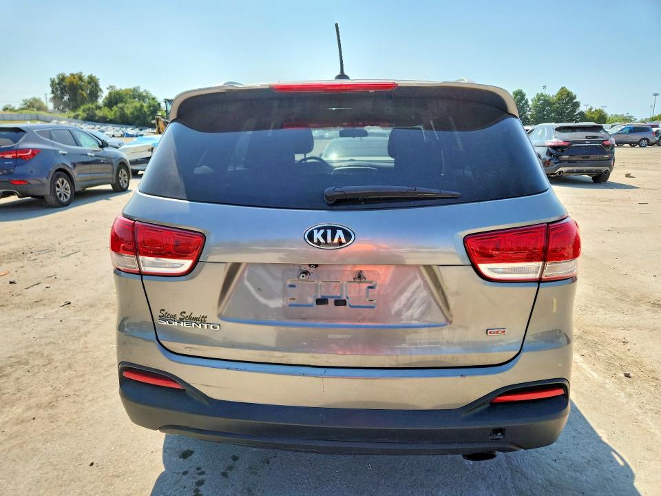 2016 Kia Sorento მანქანა იყიდება აუქციონზე, vin: 5XYPG4A3XGG122623, აუქციონის ნომერი: 68499016