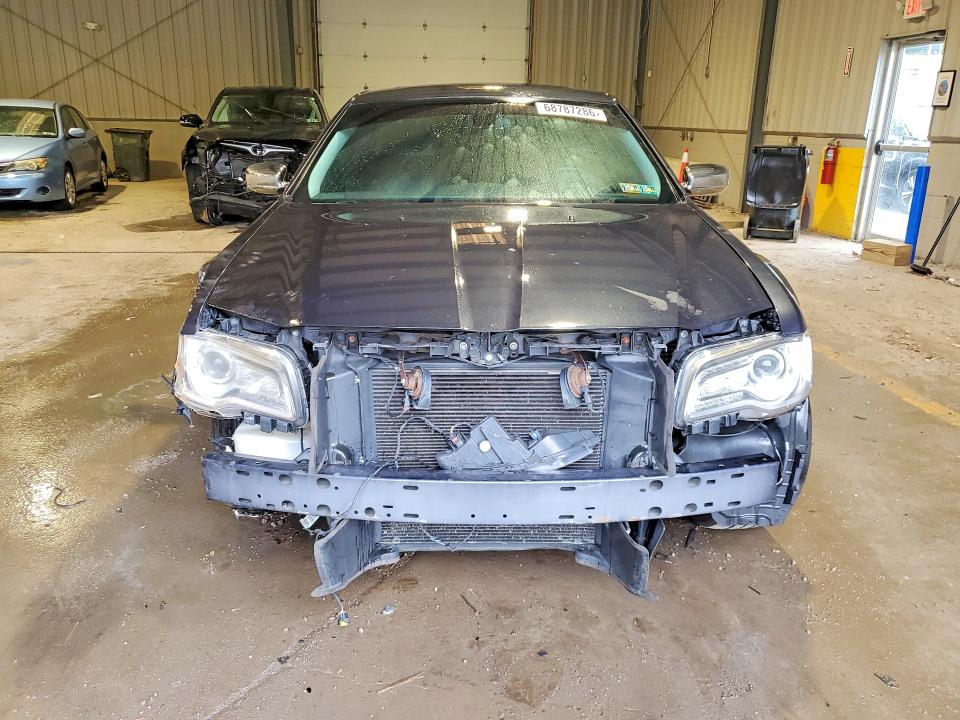 Продажа на аукционе авто 2016 Chrysler 300c, vin: 2C3CCAKG2GH170794, номер лота: 68787286
