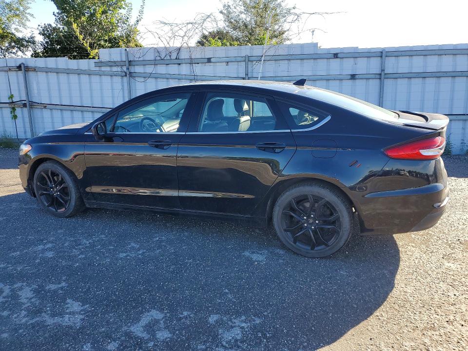 67597366 :رقم المزاد ، 3FA6P0HD7KR122649 vin ، 2019 Ford Fusion مزاد بيع