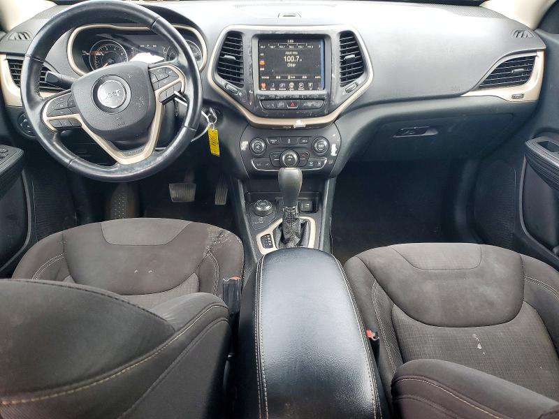 68701956 :رقم المزاد ، 1C4PJMCB4FW674089         vin ، 2015 Jeep Cherokee مزاد بيع
