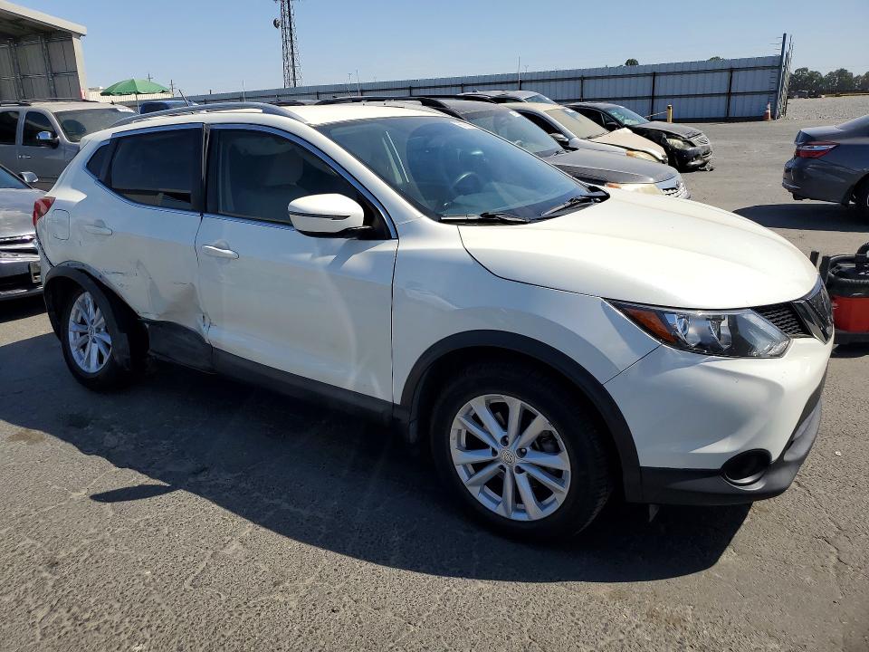 2018 Nissan Rogue Sport მანქანა იყიდება აუქციონზე, vin: JN1BJ1CP5JW193655, აუქციონის ნომერი: 68759296