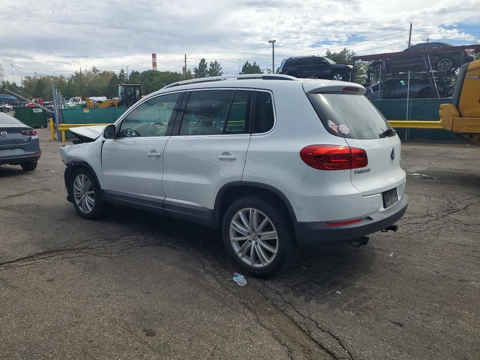 69158506 :رقم المزاد ، WVGBV7AXXFW581653 vin ، 2015 Volkswagen Tiguan مزاد بيع