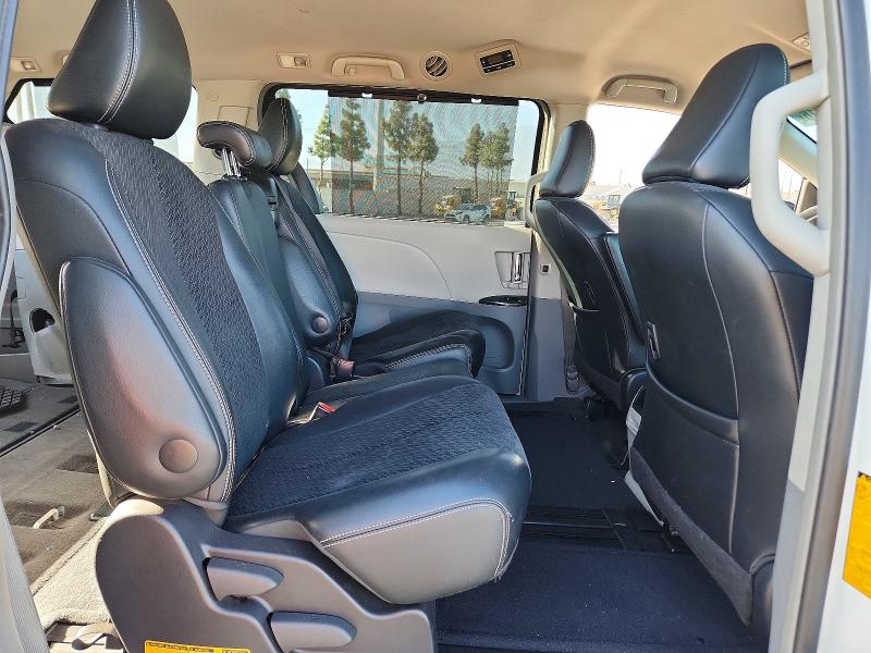 71409316 :رقم المزاد ، 5TDXK3DC1DS359620 vin ، 2013 Toyota Sienna مزاد بيع