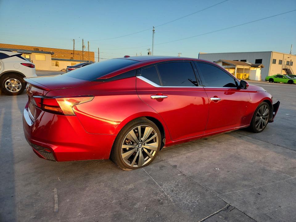 68890446 :رقم المزاد ، 1N4BL4DV4KN309771 vin ، 2019 Nissan Altima مزاد بيع